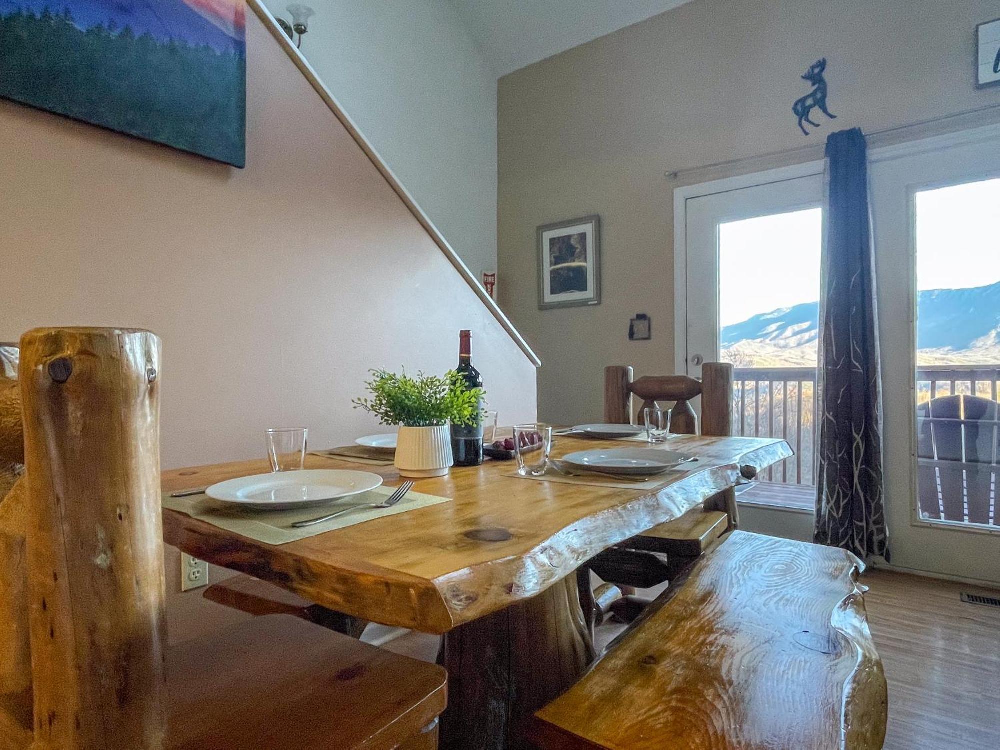 Heavenly View - Bear Themed Cabin, Hottub, Dog-Friendly, Near Gatlinburg Exteriér fotografie